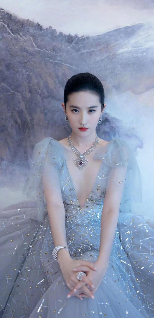 神仙姐姐劉亦菲最新高畫質美圖