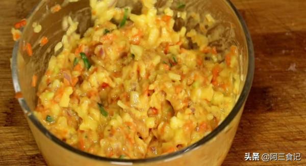 這才是土豆最美味的做法,營養還解饞,比吃雞柳還香,做法超簡單 這才是土豆最美味的做法,營養還解饞,比吃雞柳還香,做法超簡單