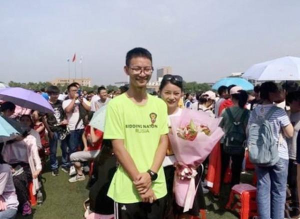 王恆傑：高考後跪地謝母，放棄985名校