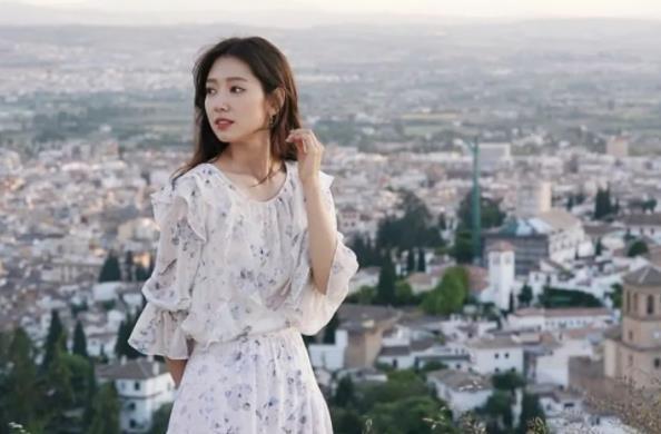 女人的堅強，是生活磨礪後的鎧甲