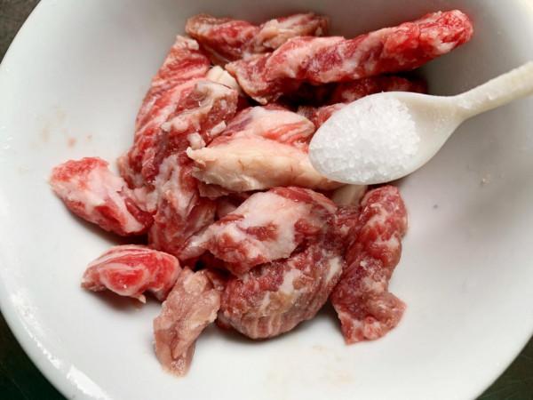 冬季上班減脂便當:10元黑椒牛柳意麵+平底鍋厚蛋燒,簡單又好吃 冬季上班減脂便當:10元黑椒牛柳意麵+平底鍋厚蛋燒,簡單又好吃