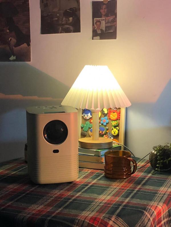 這應該是最適合年輕人的投影儀了 這應該是最適合年輕人的投影儀了