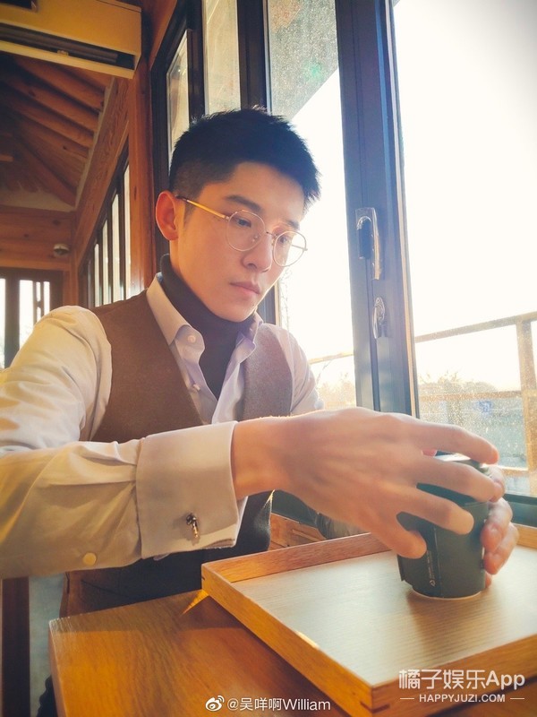 還記得《心動的訊號》裡的威廉嗎？他現在長這樣