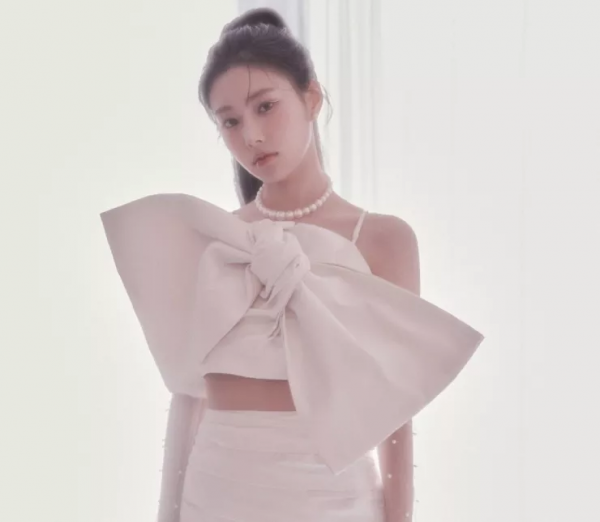 年末舞臺扯下韓娛遮羞布，顏值低、實力差還抄襲，韓國愛豆不行了