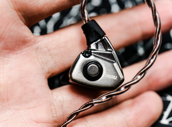 達音科耳塞開箱：價效比高，值得試聽品鑑