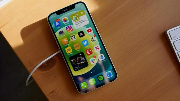 蘋果正式推送iOS15.1.1系統，iPhone12和13系列機型建議更新