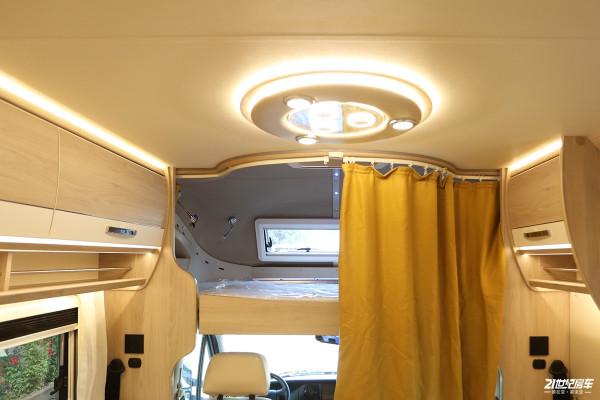 什麼叫“四季房車”：雙層地板，極限防凍！朗宸C60房車