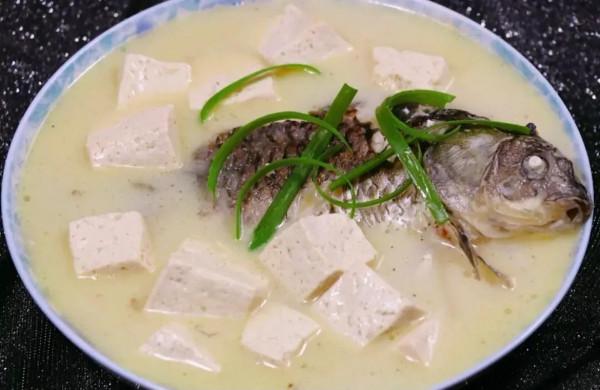 今天老公發小來家裡吃飯，150元做四菜一湯，比外面買的實惠多了