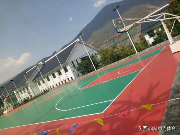 使用矽PU材料鋪設塑膠網球場有哪些優勢？