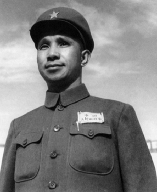 1955年，軍委連開兩天會議敲定元帥11位，為何後來缺一人？