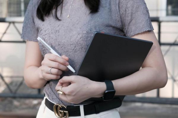 有了iPad Pro，為什麼我又買了智慧本電子書？