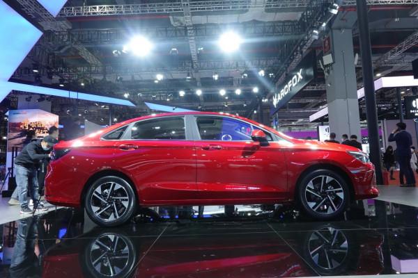 設計質感雙提升 內建超大雙聯屏 BEIJING-U5 PLUS上市售6.99萬起 設計質感雙提升 內建超大雙聯屏 BEIJING-U5 PLUS上市售6.99萬起