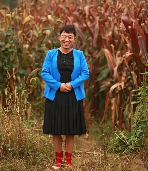 長得不好看就紅不了？7位“醜男醜女”，還真不是資本碰出來的