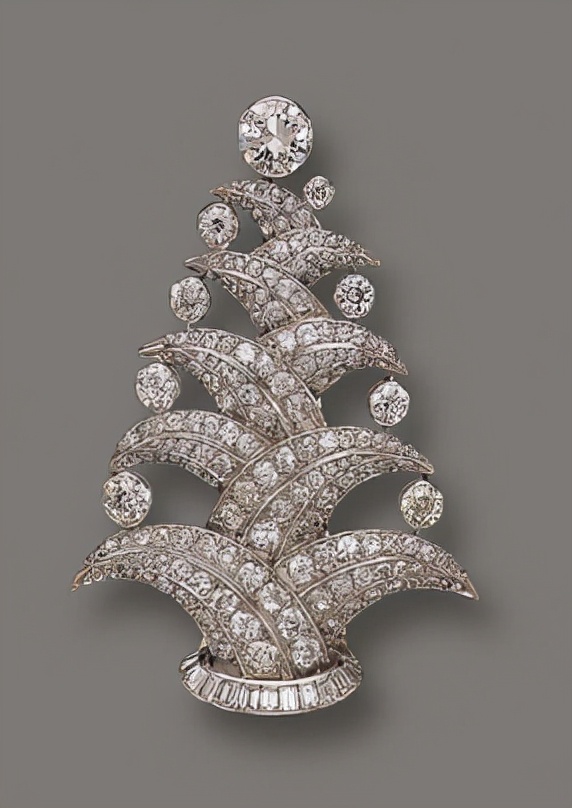 “沒有名字”的女設計師，卻讓老佛爺迷戀了一輩子