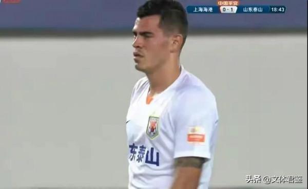 天王山之戰：孫準浩傳射建功，奧斯卡點球不進，泰山2：0完勝海港