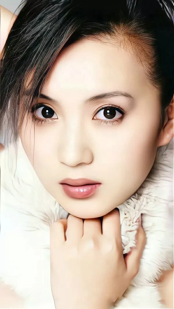 “萬人迷”陳好:優雅美麗嫵媚動人高畫質寫真集(1) “萬人迷”陳好:優雅美麗嫵媚動人高畫質寫真集(1)