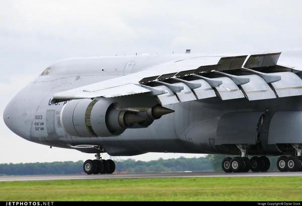 C-5“銀河”運輸機圖集（270圖）