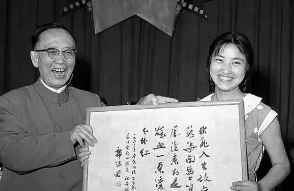 30年前金雞百花獎的影后，從來不靠臉