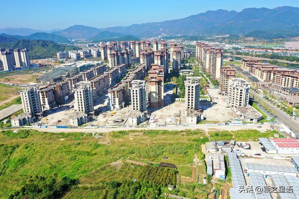 奉化溪口鎮,湖山剡江岸,恆大溪上桃花源 奉化溪口鎮,湖山剡江岸,恆大溪上桃花源