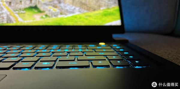 外星人 Alienware X15 R1 遊戲筆記本：效能與儀式感拉滿的遊戲利器