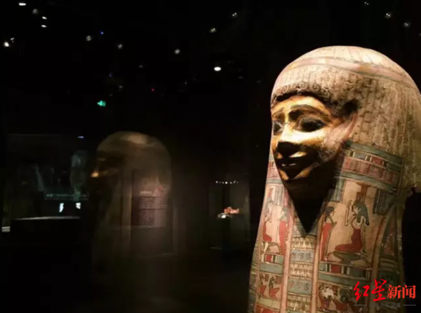 神鳥環繞的金色日輪,將古蜀文明與其他古老文明連線|我看金沙考古發掘20年⑥ 神鳥環繞的金色日輪,將古蜀文明與其他古老文明連線|我看金沙考古發掘20年⑥