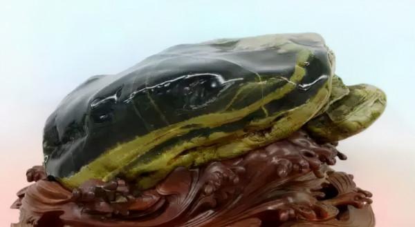 高價成交的66方奇石欣賞