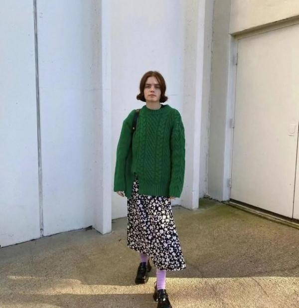 四五十歲的女人，建議少穿高跟鞋！今年流行這3雙鞋，舒適顯高階