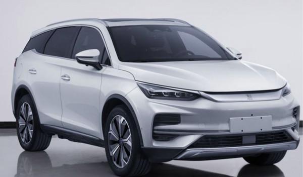 2022年車市展望，國產純電新車齊發力，這四款最低續航600公里