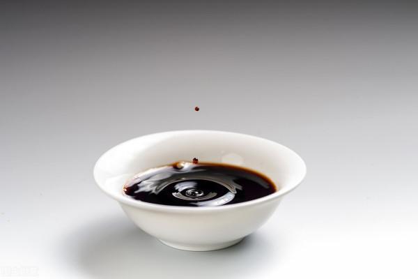 豬肉芹菜餡水餃的做法圖片步驟,怎麼做豬肉芹菜餡水餃好吃? 豬肉芹菜餡水餃的做法圖片步驟,怎麼做豬肉芹菜餡水餃好吃?