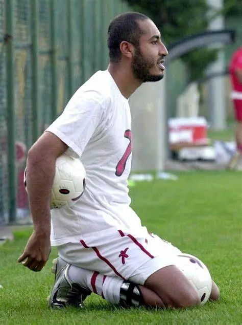 薩阿迪·卡扎菲：卡扎菲之子瘋狂的足球夢想