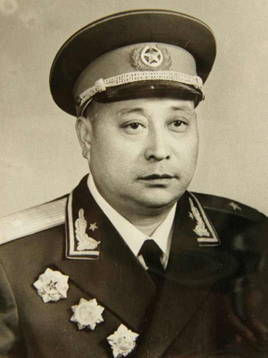 八路軍115師起家時的15位營長在1955年被授予了什麼軍銜