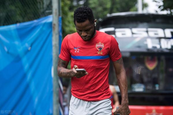 昨天9點！非洲傳來訊息：前江蘇蘇寧外援被看上，深圳隊亞冠沒戲