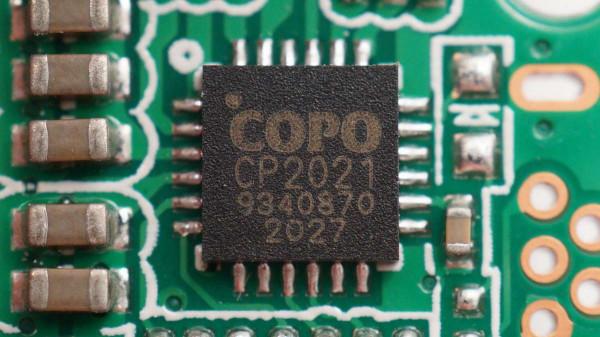 可同時連4臺終端裝置,一鍵切換,雷柏多模式無線滑鼠MT750W拆解 可同時連4臺終端裝置,一鍵切換,雷柏多模式無線滑鼠MT750W拆解