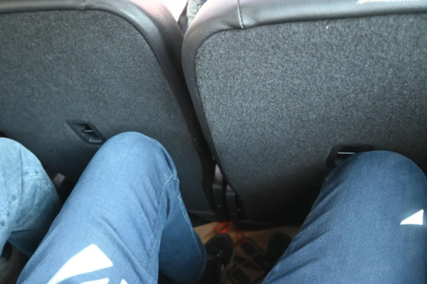 諾諾武漢站二週年小記——開二手夏朗遊東湖 諾諾武漢站二週年小記——開二手夏朗遊東湖