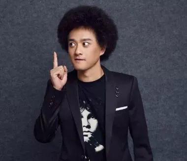 這幾個明星都在年輕的時候離開了我們,太可惜了 這幾個明星都在年輕的時候離開了我們,太可惜了