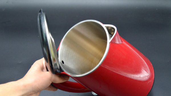 天天喝“電熱水壺”燒的水，會給身體帶來影響嗎？建議瞭解一下