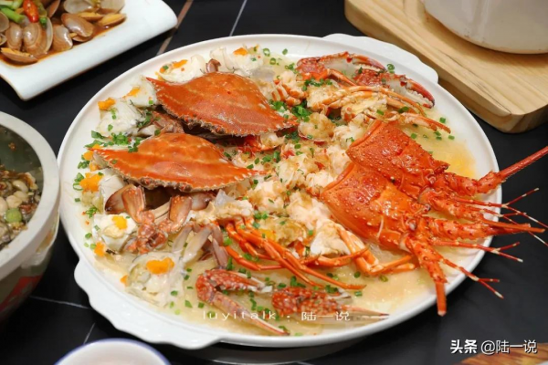 春節來客人，這樣請客很有面子，龍蝦鮑魚螃蟹都有，不到2000元