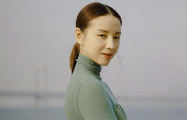 不耐老的3位女星，年輕時貌美如花，一上年紀顏值就老態畢現