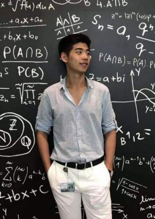 財力不敵何家卻姐弟戀、閃婚,賭王家還陪嫁14億,辛奇隆憑什麼? 財力不敵何家卻姐弟戀、閃婚,賭王家還陪嫁14億,辛奇隆憑什麼?