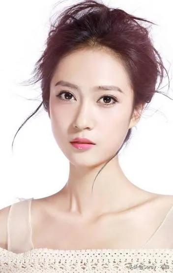 四位最經典的古典圓臉美女,古色古香,擁有最適合生活在古代的臉 四位最經典的古典圓臉美女,古色古香,擁有最適合生活在古代的臉