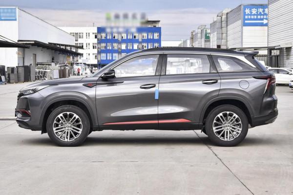 詳解長安CS75 PLUS，外觀漂亮 ，配1.5T發動機，適合年輕消費者