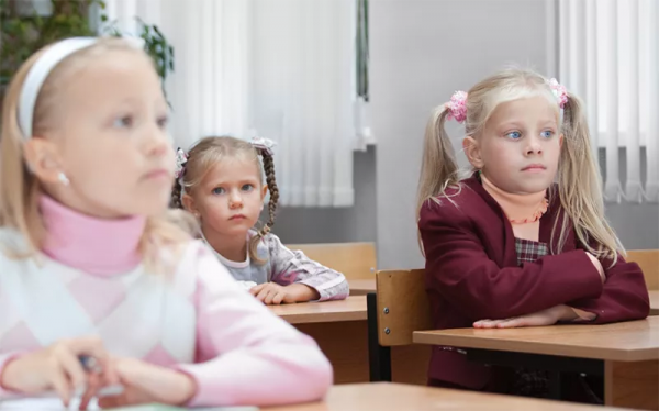 為什麼這些名人都教孩子“不要考第一”？精英階層的另類育兒觀