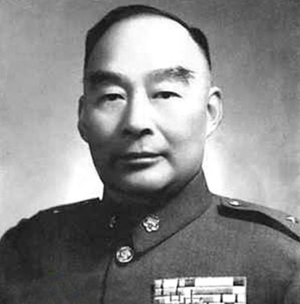 47年，蔣介石來到延安，在一口窯洞問村民：毛澤東跟你說過話嗎？