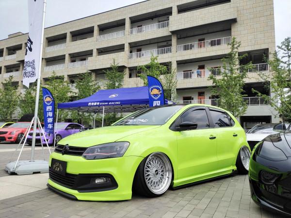 花了一臺車的錢來玩改裝 這輛大眾POLO的姿態進化永無止境