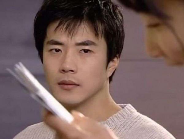 重溫《天國的階梯》，發現車誠俊的帥，需要“俗物”加成