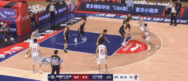 郭艾倫賽季首秀28+5+8阿不都43分創生涯得分新高 遼寧送新疆三連敗