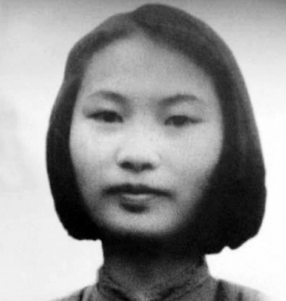 1950年，四川一老農意外發現一個頭顱，揭開女烈士的犧牲謎團