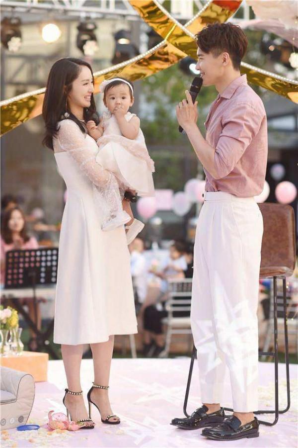 一點都不浪費爹媽基因：這些星二代個個長得古靈精怪，活潑又好看