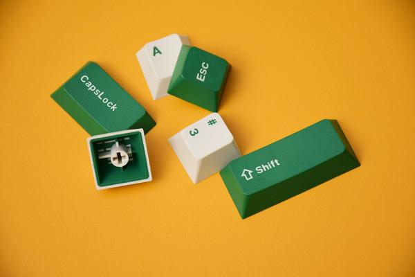 Leopold FC900R BT:“懷念”和“信仰”的再度出發 Leopold FC900R BT:“懷念”和“信仰”的再度出發