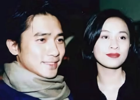 娛樂圈，這幾對夫婦不僅沒離婚，還越來越幸福